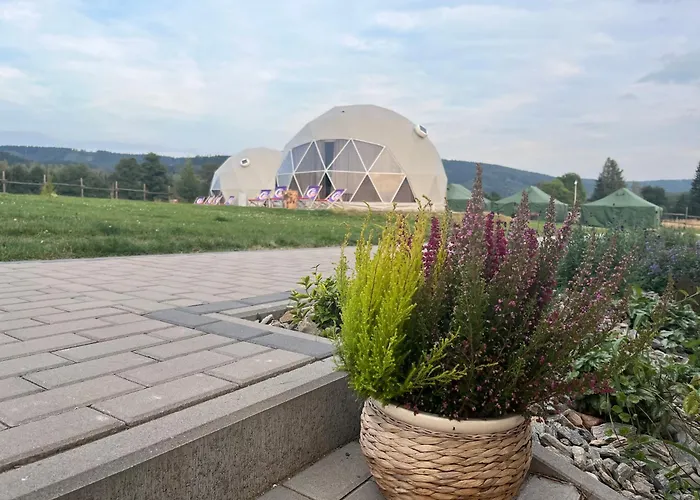 Tatra Glamp Okrzeszyn - Siec Noclegowa Tatra Glamp